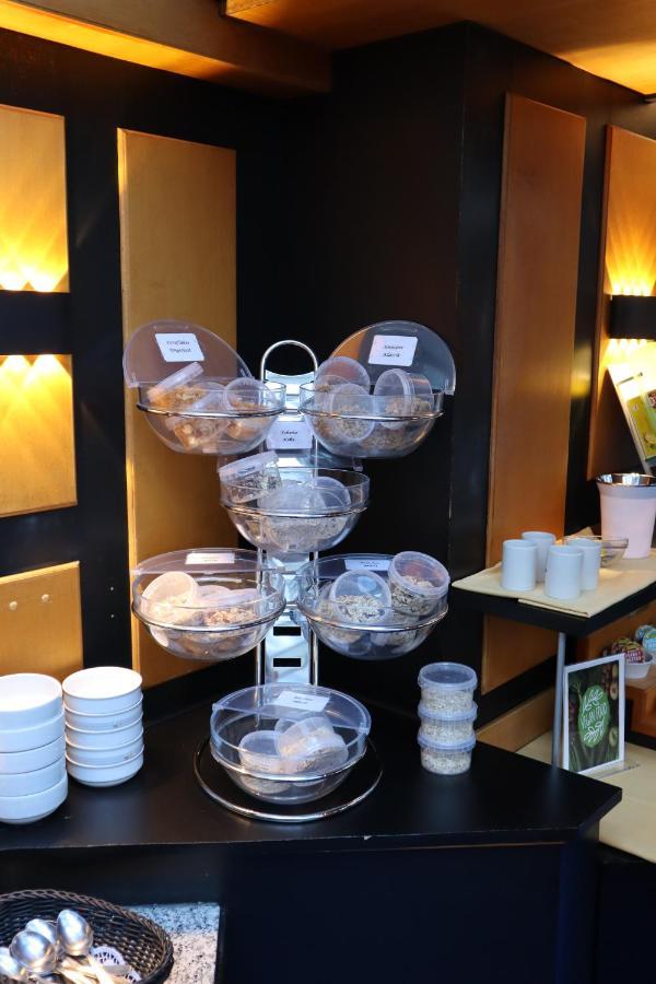 Avenue Hotel 3*