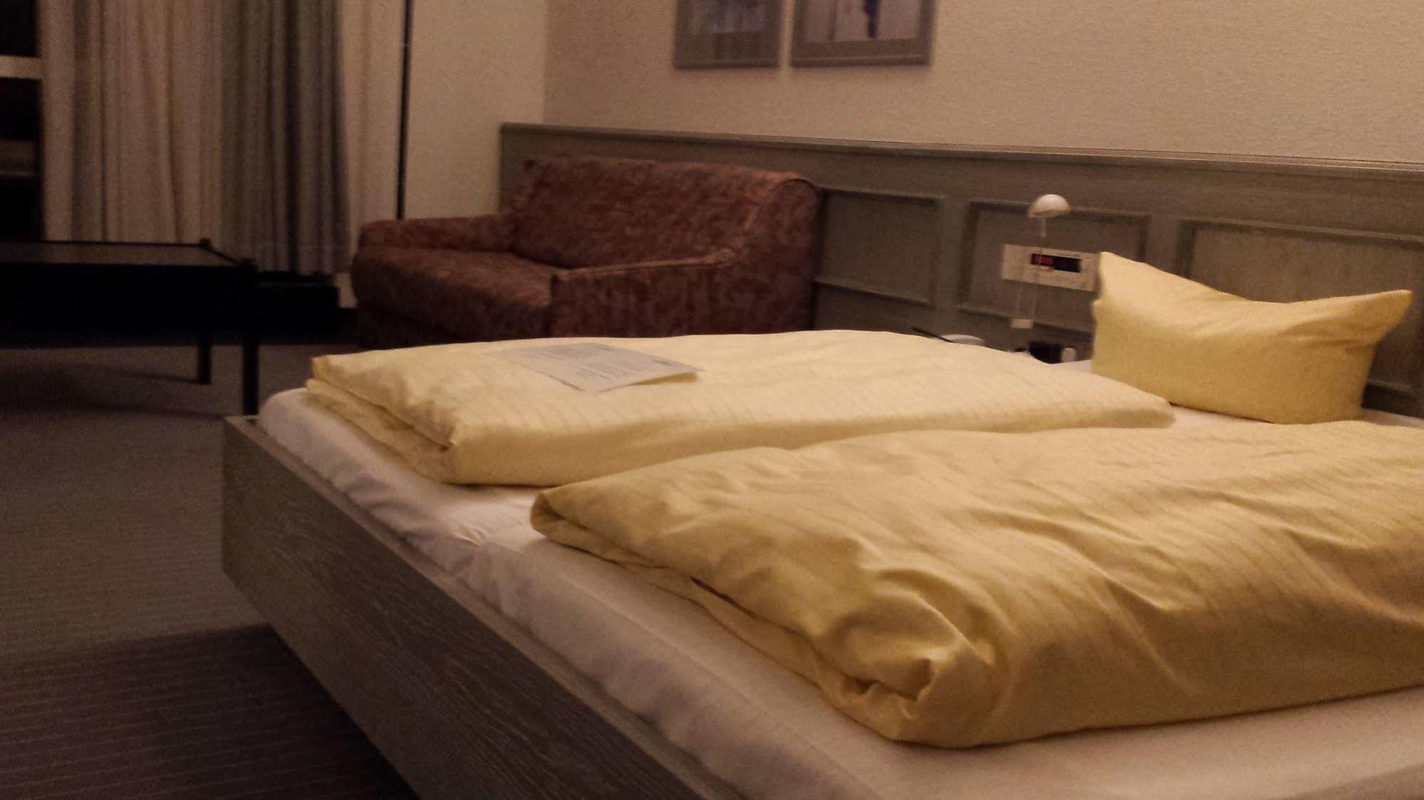 Avenue Hotel 3*